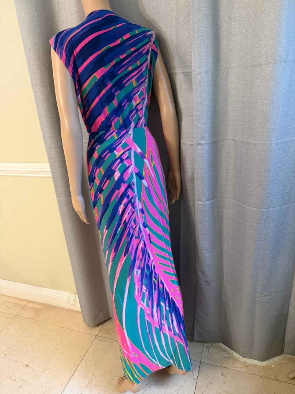 Colorful Teal Twist-Front Maxi Dress - Picture 6 of 6